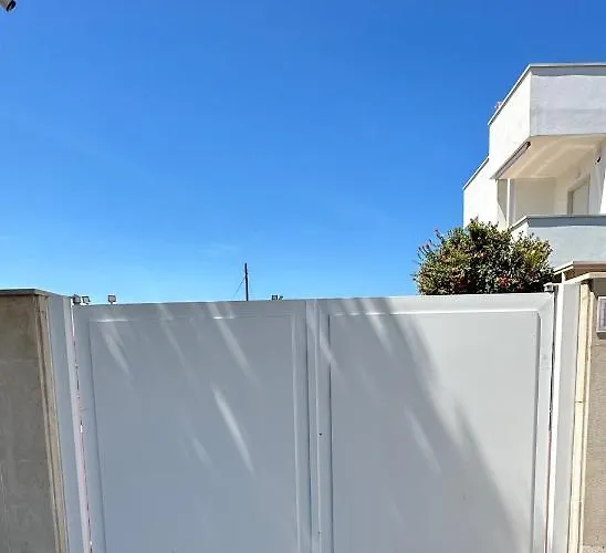 וילה Antonia Sul Mare Con Piscina Torre A Mare *