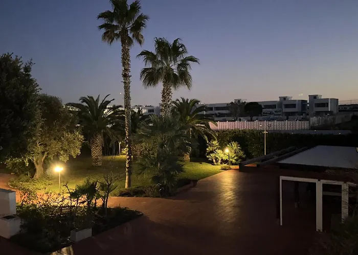 Antonia Sul Mare Con Piscina Torre A Mare וילה בארי